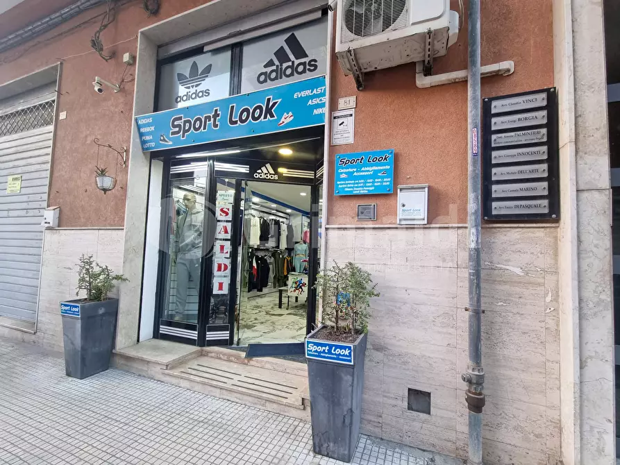Immagine 1 di Locale commerciale in vendita  in Viale Zecchino 81 a Siracusa