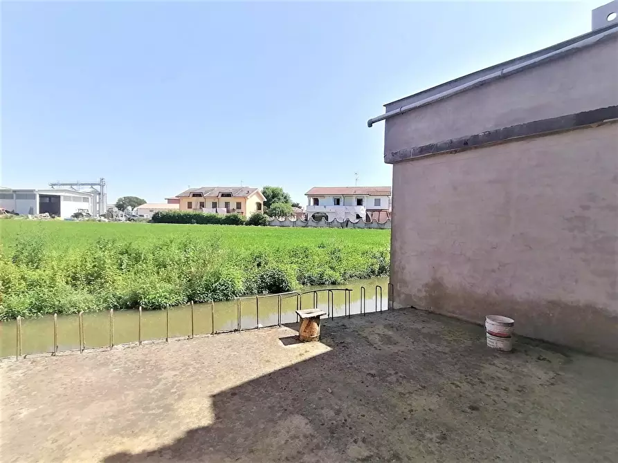 Immagine 9 di Rustico / casale in vendita  in via adua 10 a Pezzana