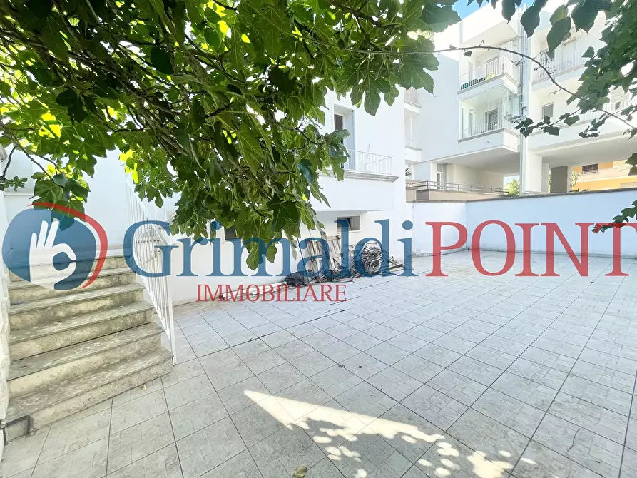 Immagine 44 di Trilocale in vendita  in Via San Nicola 21 a Lizzanello