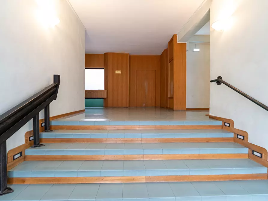 Immagine 25 di Pentalocale in vendita  in Via Salvatore Grande 12 a Lecce