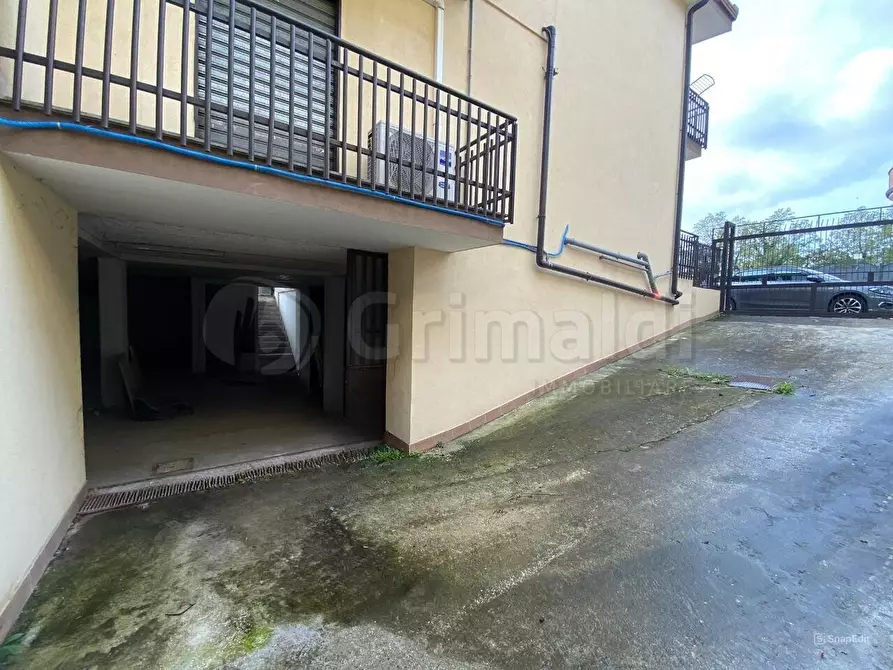 Immagine 9 di Casa indipendente in vendita  a Aversa