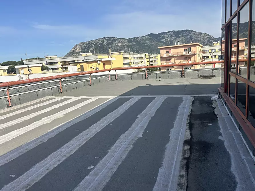 Immagine 10 di Ufficio in vendita  in via delle Arene 234 a Terracina