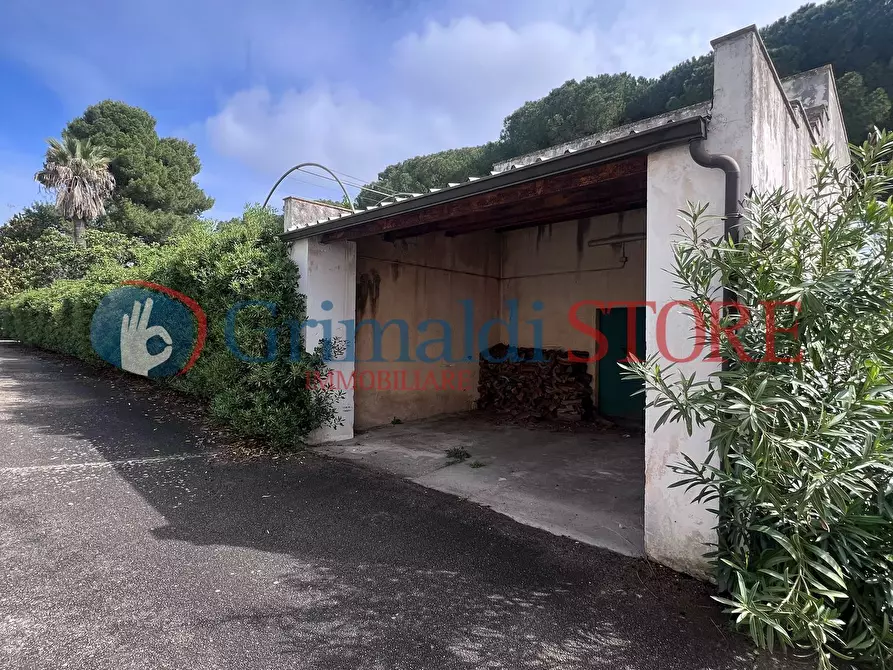 Immagine 17 di Villa in vendita  in Via Santa Maria di Leuca 1 a Ruffano