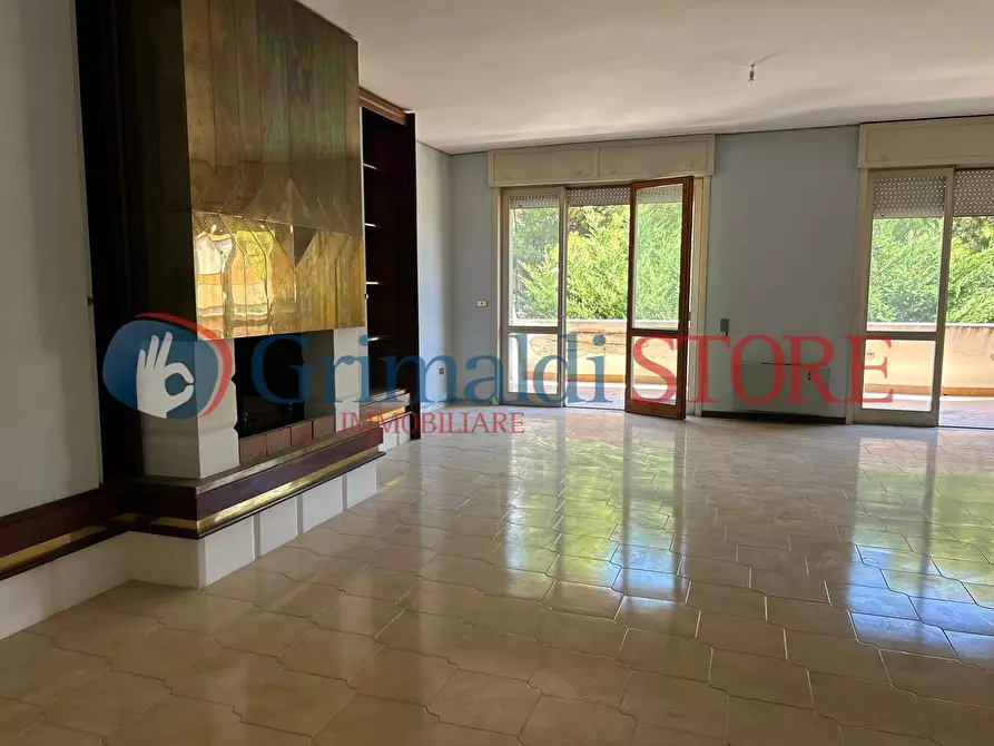 Immagine 17 di Pentalocale in vendita  in Via Giovanni Gentile 3030 a Lecce