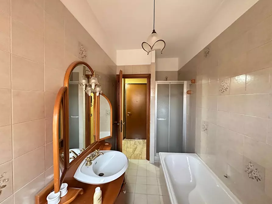 Immagine 18 di Casa bifamiliare in vendita  in Via Marilla Rigazio 22 a Vercelli