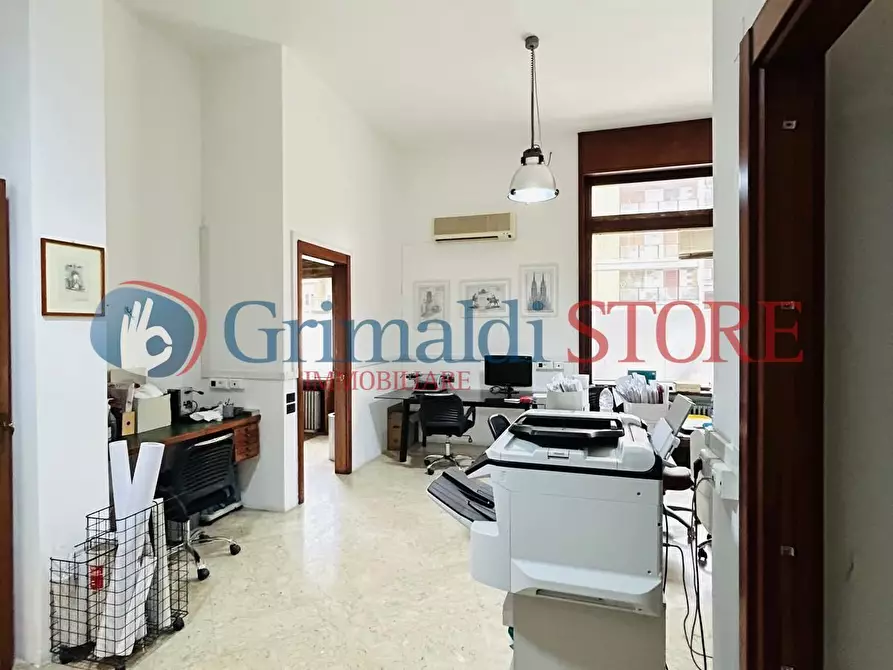 Immagine 13 di Trilocale in vendita  in Viale Japigia 27 a Lecce