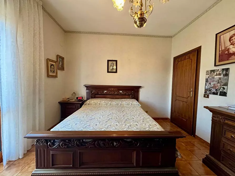 Immagine 5 di Quadrilocale in vendita  in Via Eugenio Curiel 25 a Marino