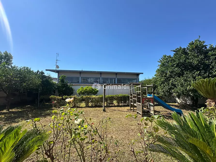 Immagine 23 di Villa in vendita  in Via G. Pastore 32 a Acerra