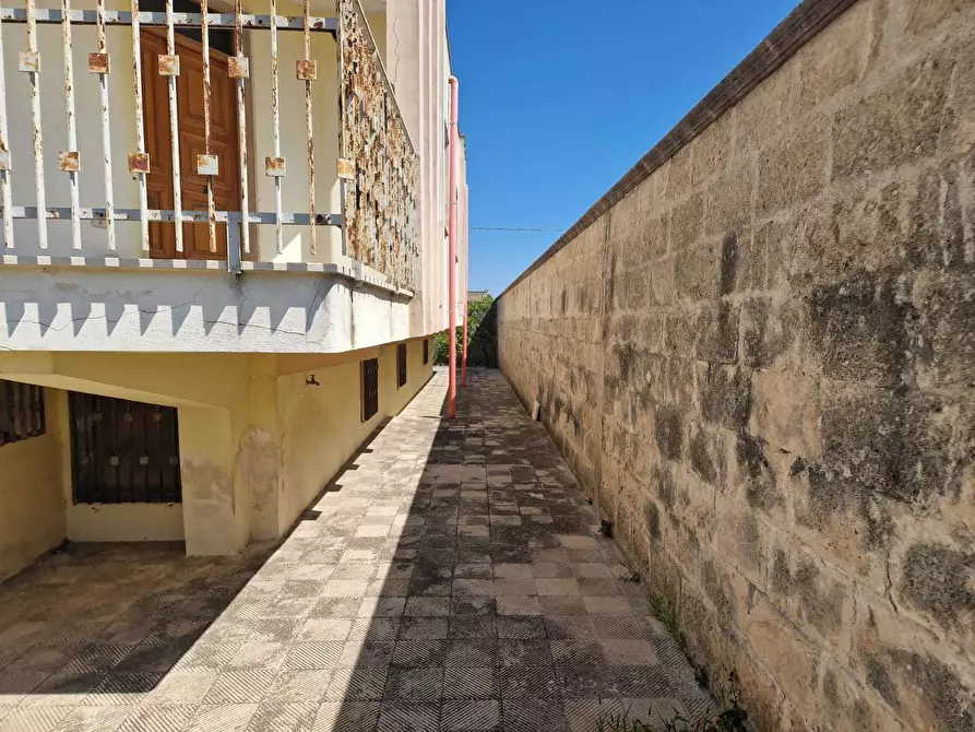 Immagine 33 di Pentalocale in vendita  in Via Fogazzaro Antonio 4 a Erchie