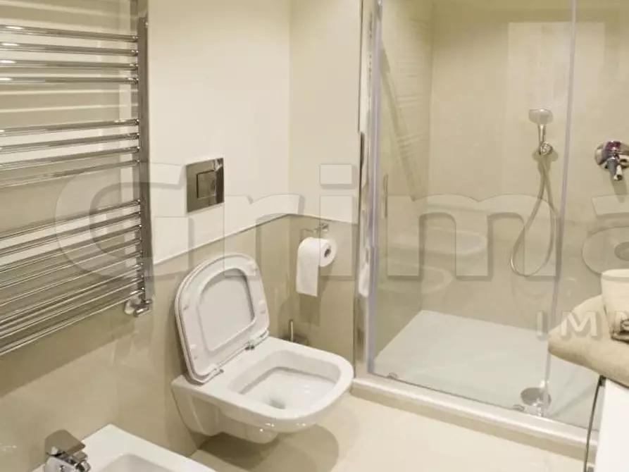 Immagine 20 di Trilocale in vendita  in Piazza Nicola Amore 2 a Napoli