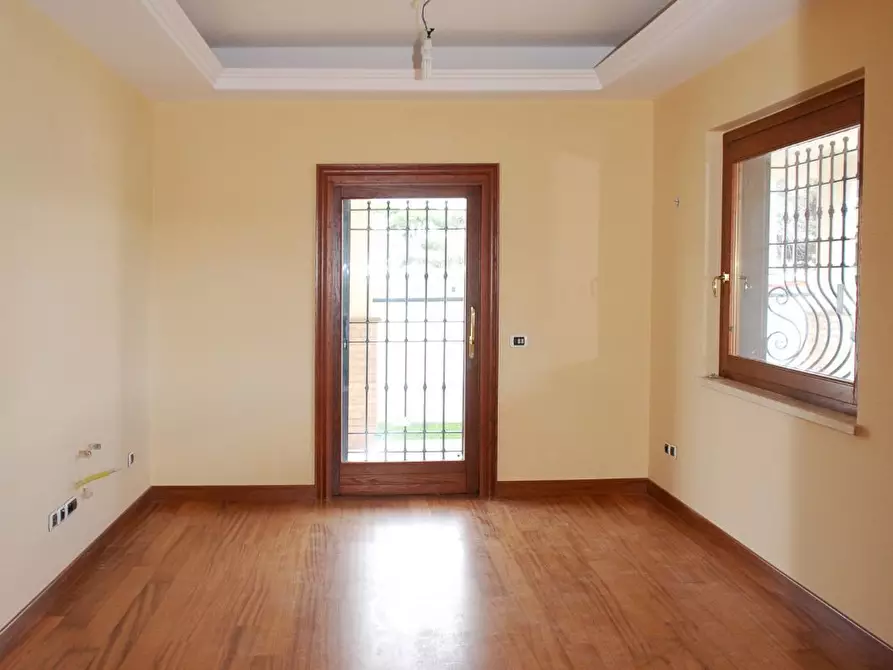 Immagine 7 di Casa bifamiliare in vendita  in Via Aurora 22 a Anzio