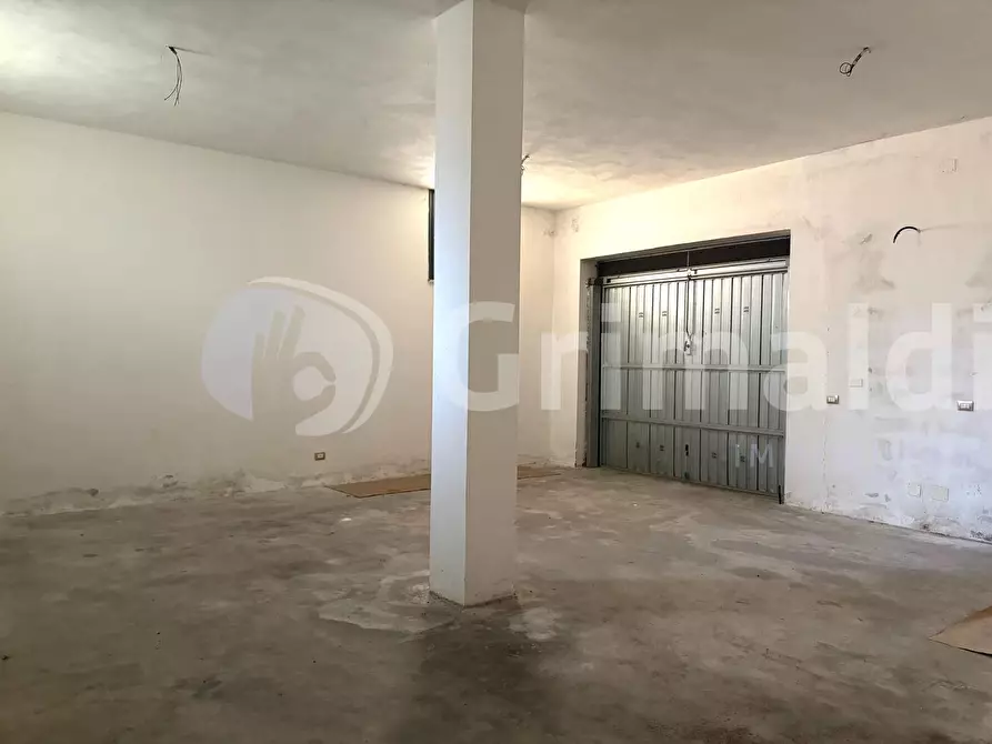 Immagine 35 di Villa in vendita  in Via Gallipoli a Alezio