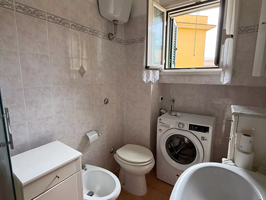 Immagine 13 di Trilocale in affitto  in Via Alfredo Baccarini 2 a Anzio