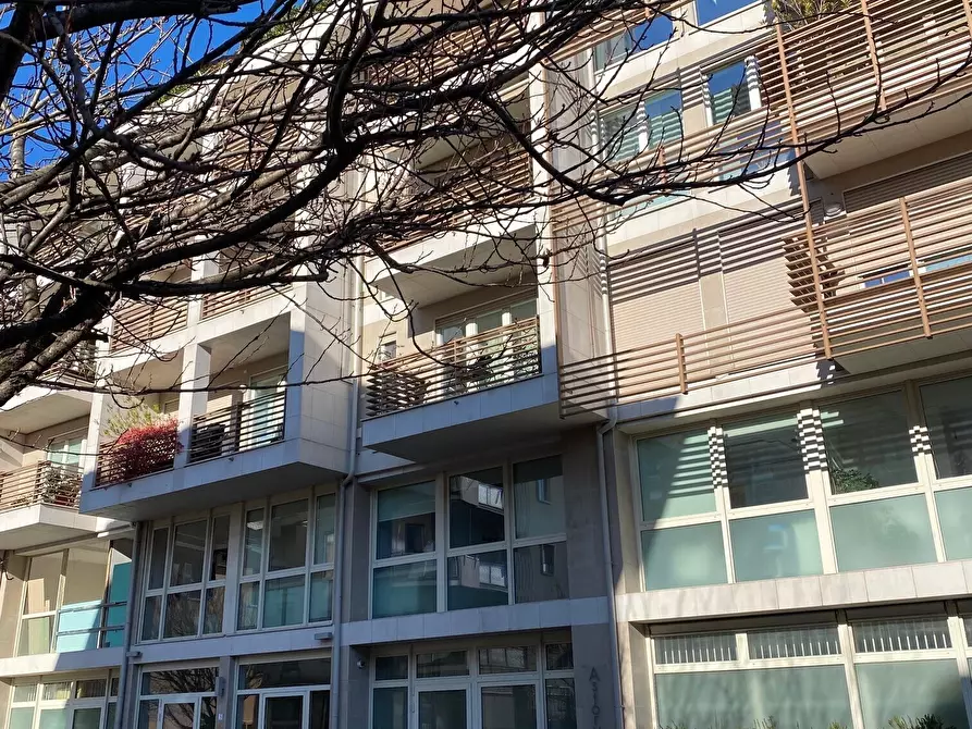 Immagine 18 di Quadrilocale in vendita  in Via XX Settembre 5 a Como