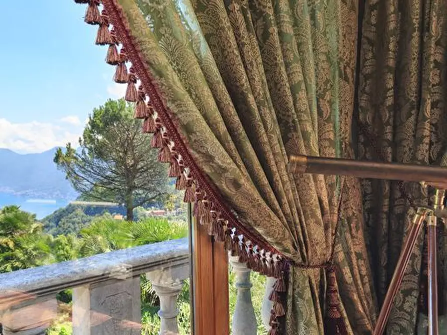 Immagine 21 di Villa in vendita  in Via Milano 6 a Dizzasco