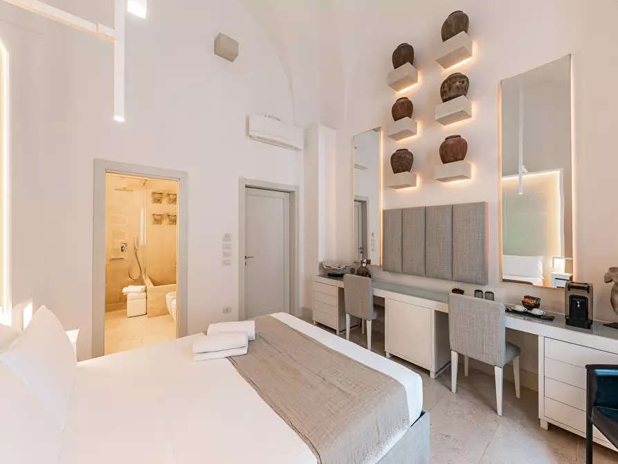 Immagine 32 di Casa indipendente in vendita  in Via Roberto Caracciolo 30 a Lecce