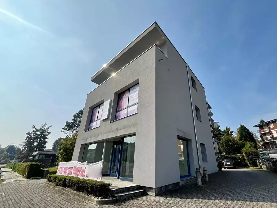 Immagine 17 di Locale commerciale in affitto  in Via Dante Alighieri 26 a Lurago D'erba