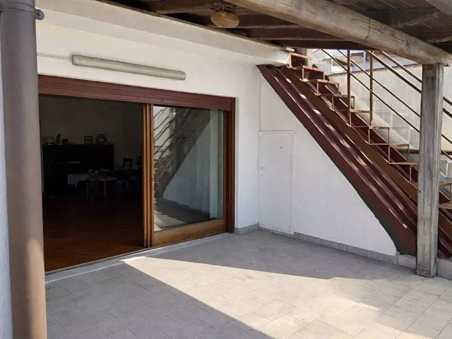 Immagine 28 di Attico in vendita  in Via dei Gandolfi a Roma