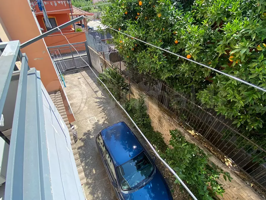 Immagine 19 di Porzione di casa in vendita  a Giugliano In Campania