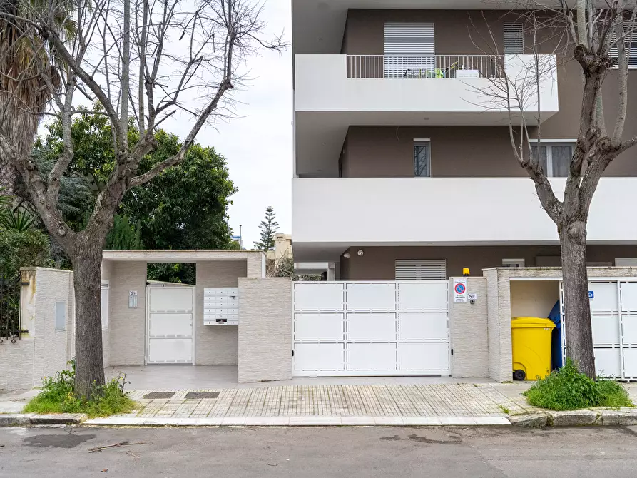 Immagine 61 di Bilocale in vendita  in Via Oronzo de Donno 5 a Lecce