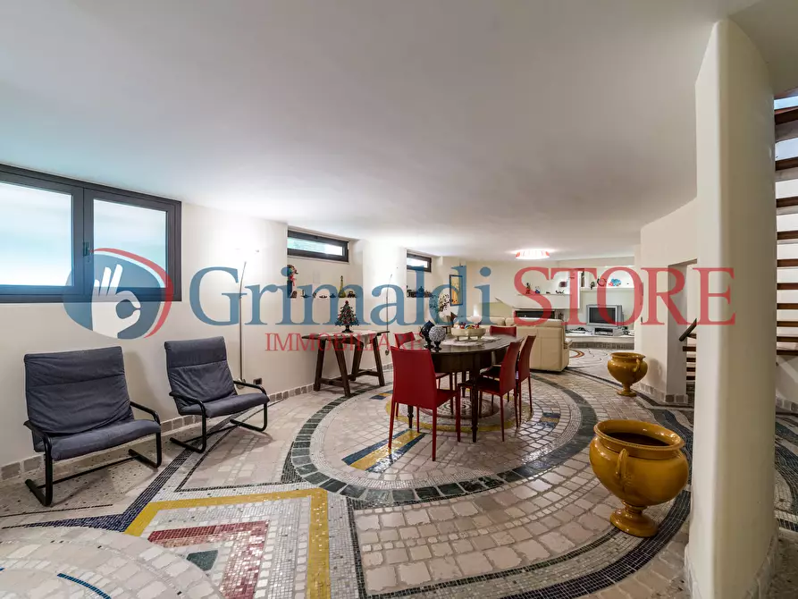 Immagine 54 di Villa in vendita  a Grottaglie