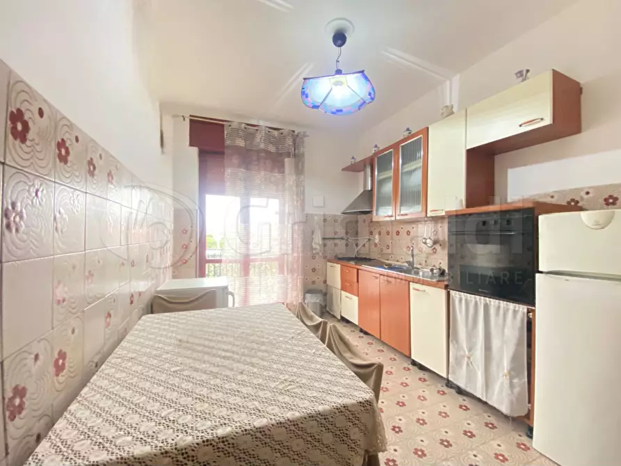 Immagine 1 di Trilocale in vendita  a Castel Volturno