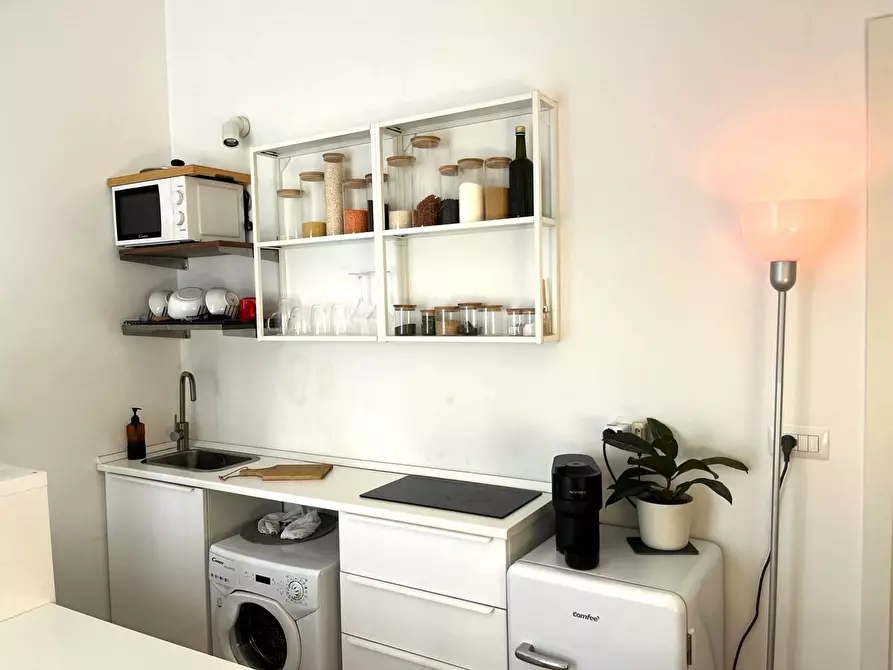 Immagine 2 di Monolocale in affitto  in Via Brocchi 21 a Milano