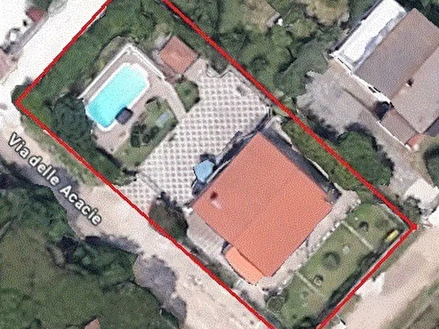 Immagine 1 di Casa indipendente in vendita  in Via delle Acacie 19 a Aprilia