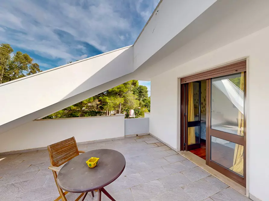 Immagine 25 di Villa in vendita  in Via Venosa 5 a Lecce