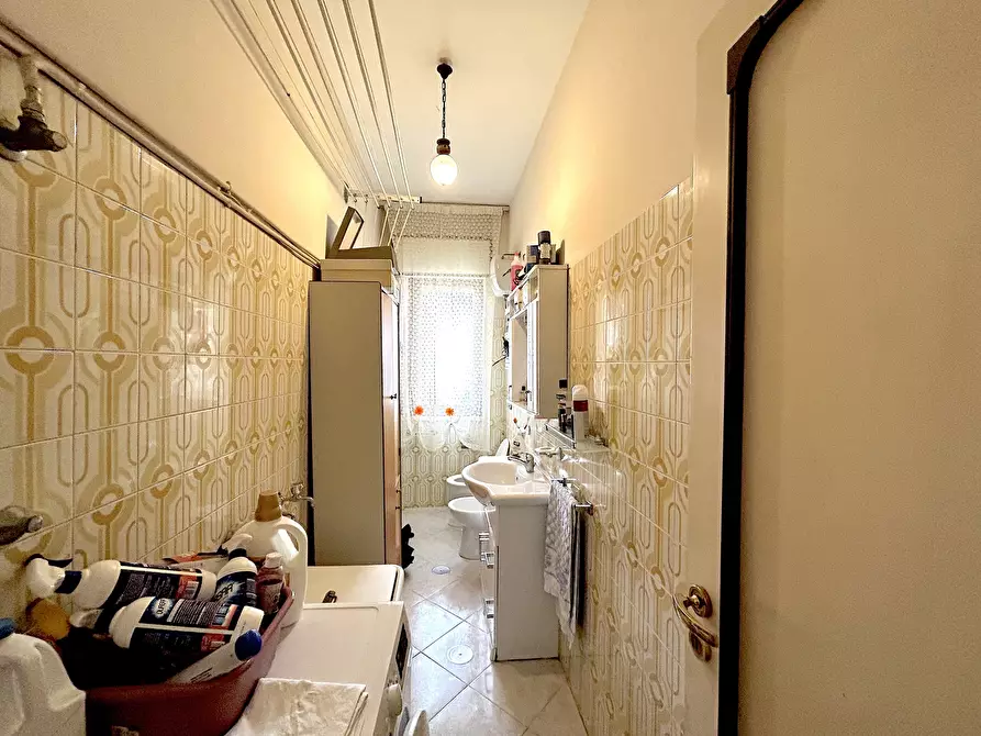 Immagine 20 di Pentalocale in vendita  in Via Tagliamento 85 a Avellino