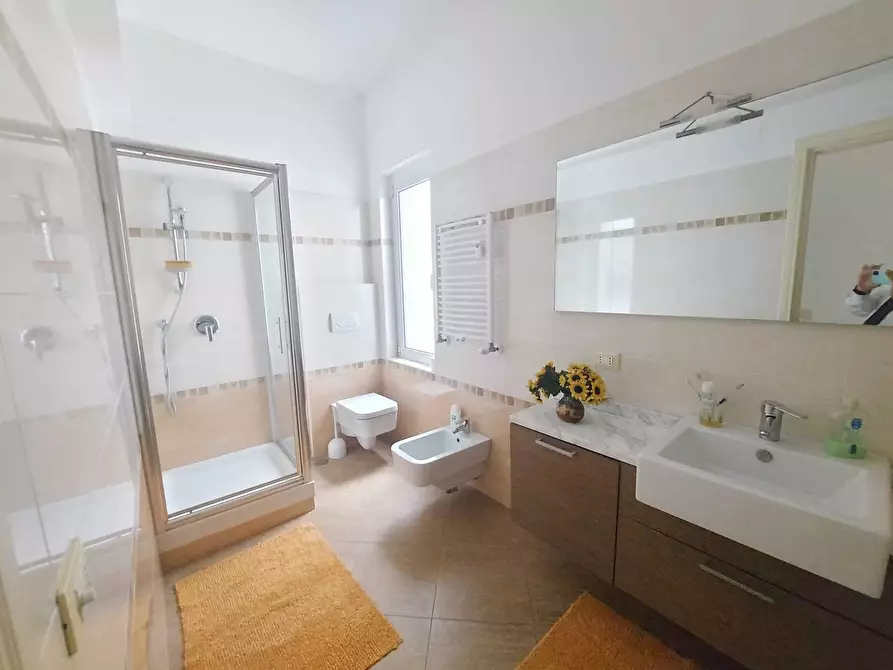 Immagine 18 di Trilocale in vendita  in Via Ascanio Fenizi 71 a Roma