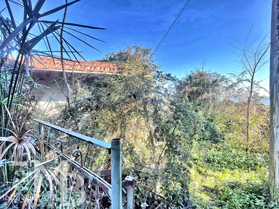 Immagine 12 di Bilocale in vendita  in Via Chiesa Vecchia di Bana 18/A a Camogli