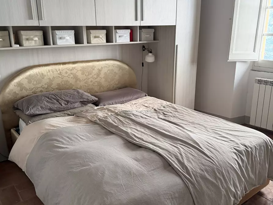 Immagine 11 di Quadrilocale in affitto  a Sarzana