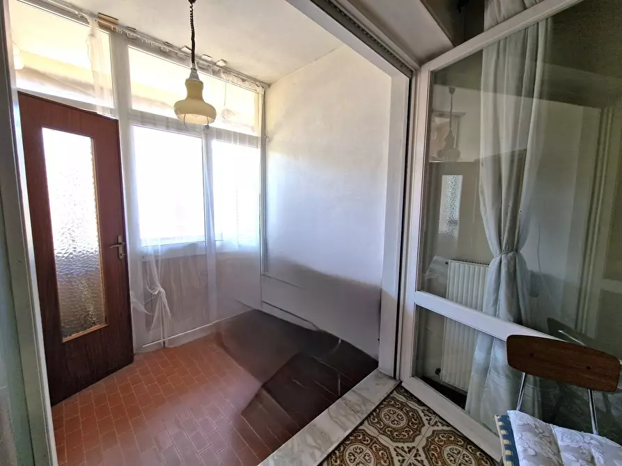 Immagine 8 di Quadrilocale in vendita  a Sarzana