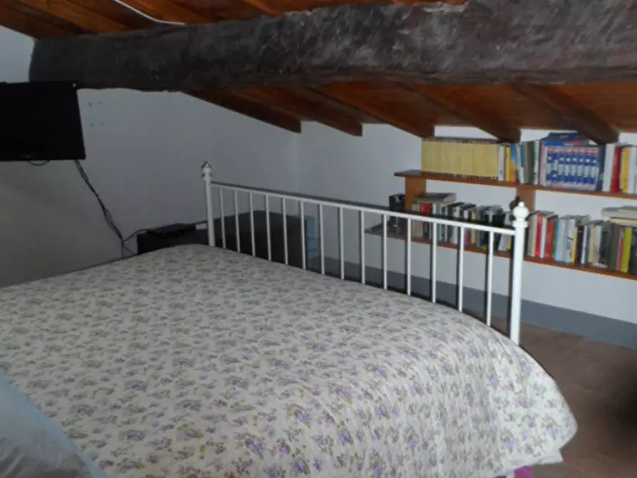 Immagine 9 di Quadrilocale in affitto  a Sarzana