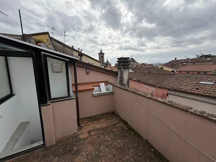 Immagine 42 di Appartamento in affitto  in Via Domenico Fiasella a Sarzana