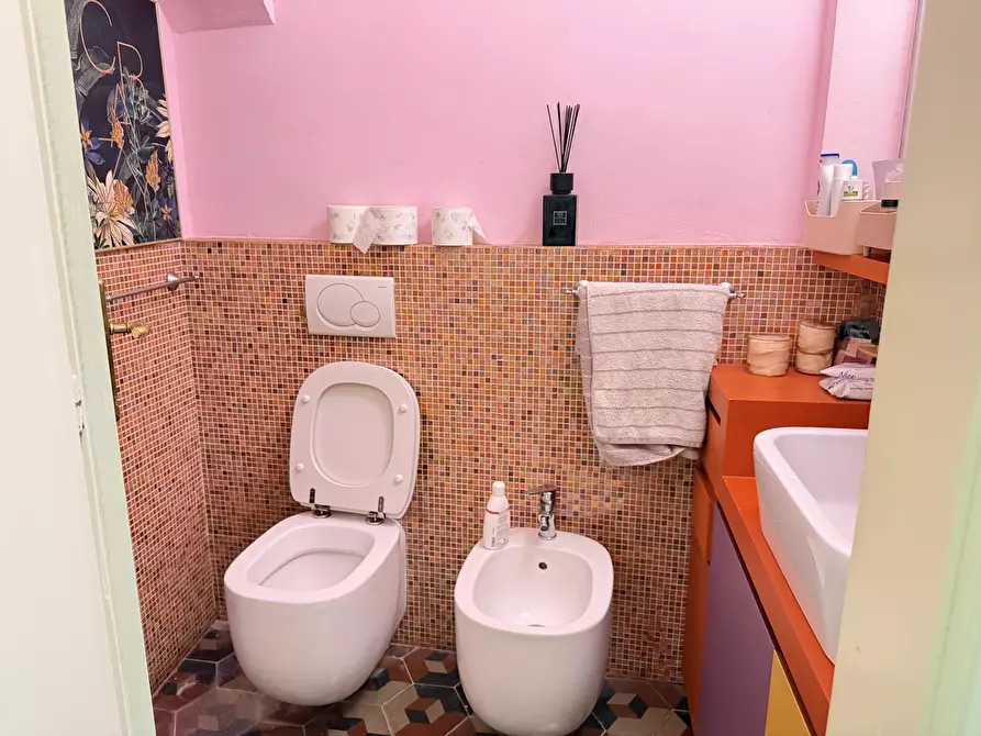 Immagine 11 di Trilocale in vendita  in Piazza Luni a Sarzana