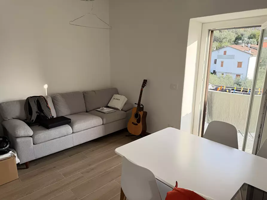 Immagine 6 di Trilocale in affitto  in via paternò a Sarzana