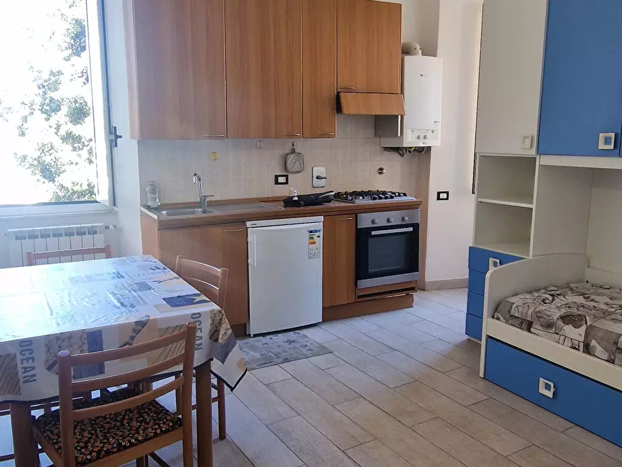 Immagine 10 di Monolocale in affitto  in Via Sebastiano Biaggini 1 a Lerici