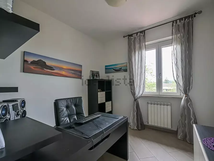 Immagine 9 di Casa bifamiliare in vendita  a Sarzana