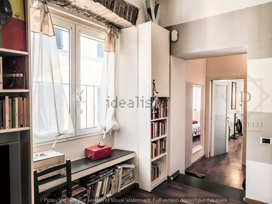 Immagine 8 di Quadrilocale in vendita  a Sarzana