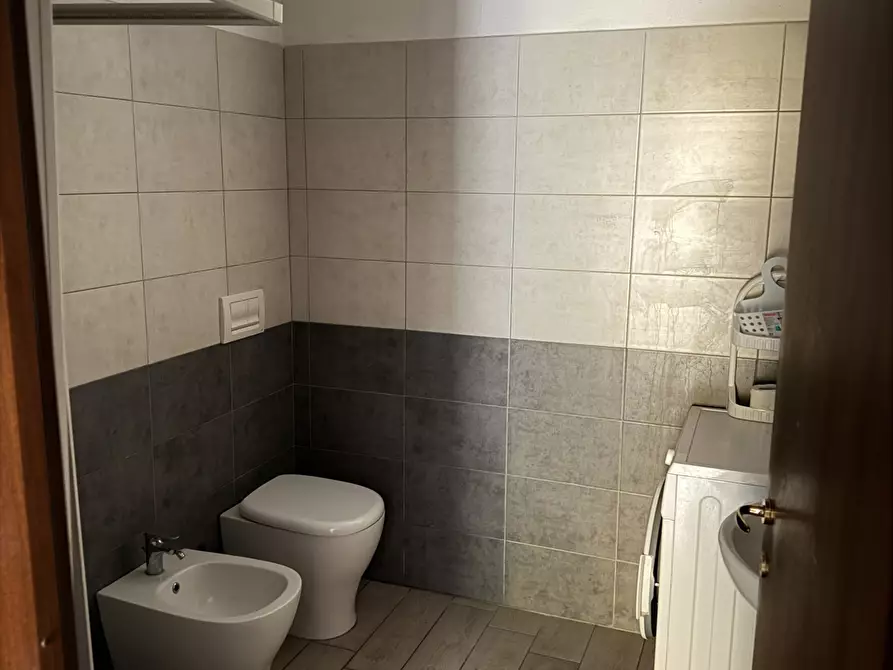 Immagine 8 di Trilocale in vendita  in Via Provinciale a Lerici