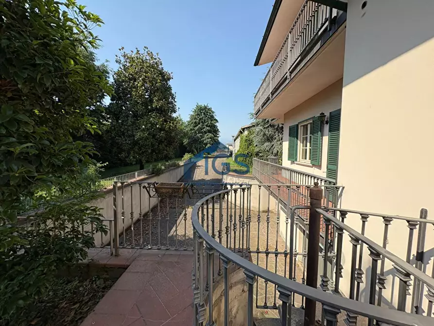 Immagine 11 di Villa in vendita  in Via Santa Giulia 3 a Travagliato