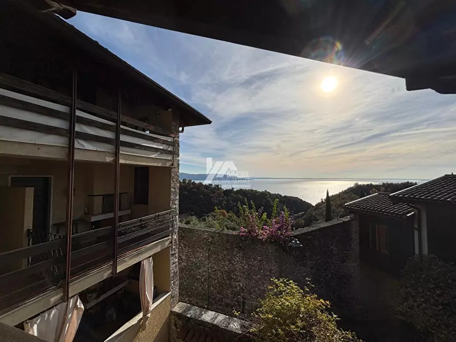 Immagine 10 di Trilocale in vendita  in via bezzuglio 3 a Toscolano-Maderno