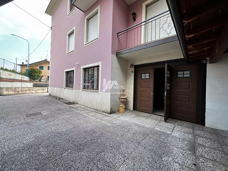 Immagine 17 di Quadrilocale in vendita  a Concesio