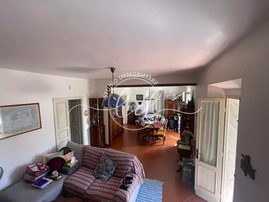 Immagine 14 di Porzione di casa in vendita  a Carrara