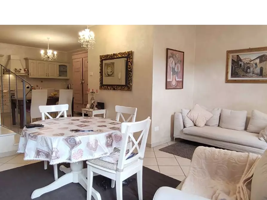 Immagine 2 di Villetta a schiera in vendita  a Seravezza