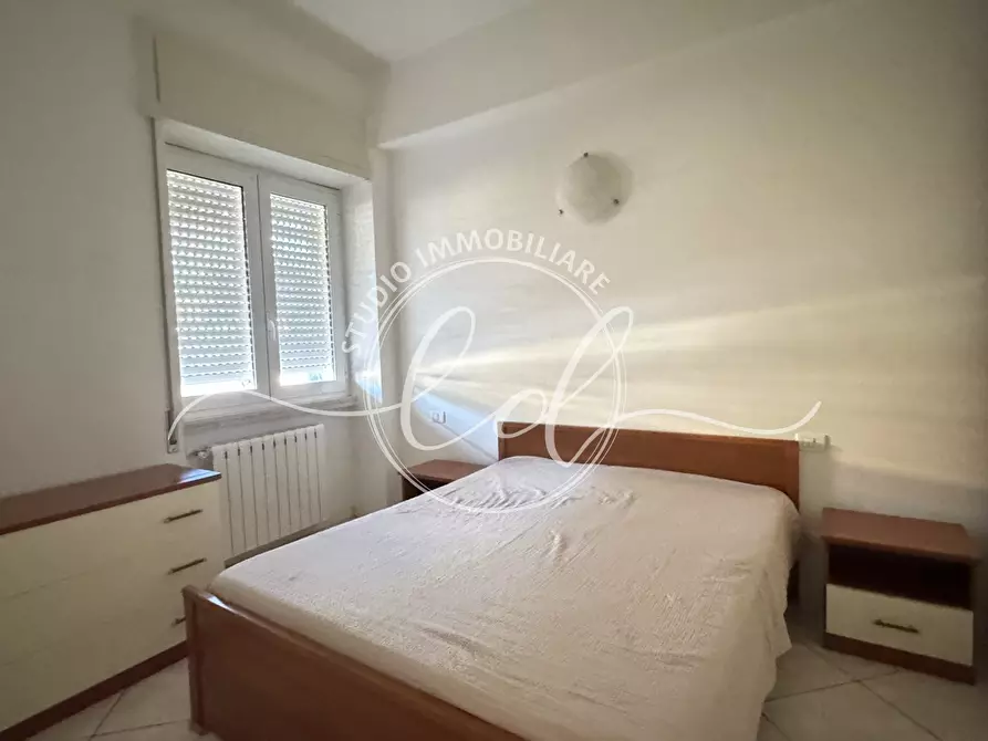 Immagine 12 di Bilocale in vendita  a Pietrasanta