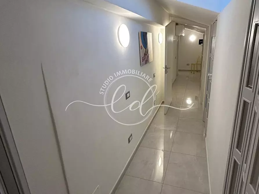 Immagine 12 di Quadrilocale in vendita  a Massa