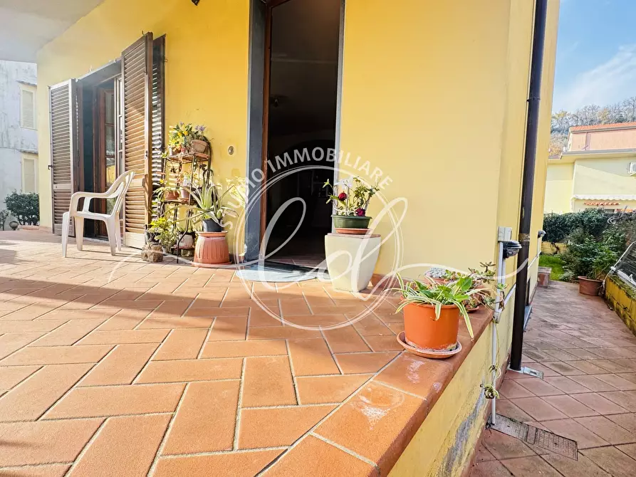 Immagine 12 di Casa indipendente in vendita  a Massarosa